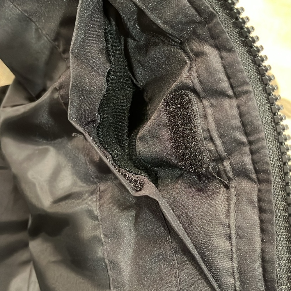 Reebok Men's Black Puffer Vest/NWT/XL - Picture 14 of 16
